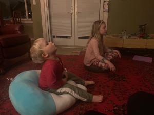 kids meditating